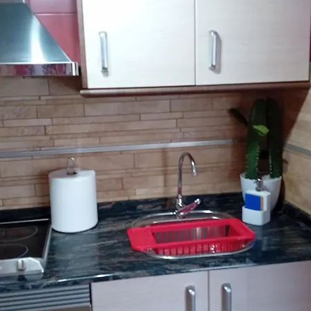 El Estudio De Mariposas,sofa Cama , Cocina Y Bano *