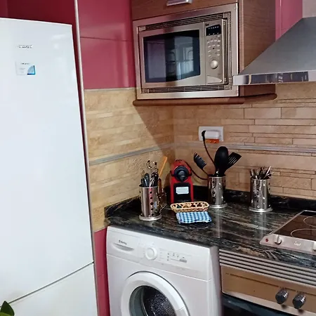 El Estudio De Mariposas,sofa Cama , Cocina Y Bano * Partida de La Canada